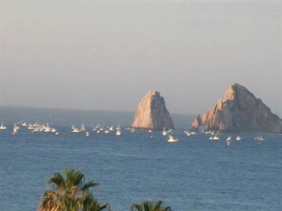 Oceanfront Penthouse, 2 Masters, 2 Baths, Kitchen! Apartment Cabo San Lucas Bagian luar foto